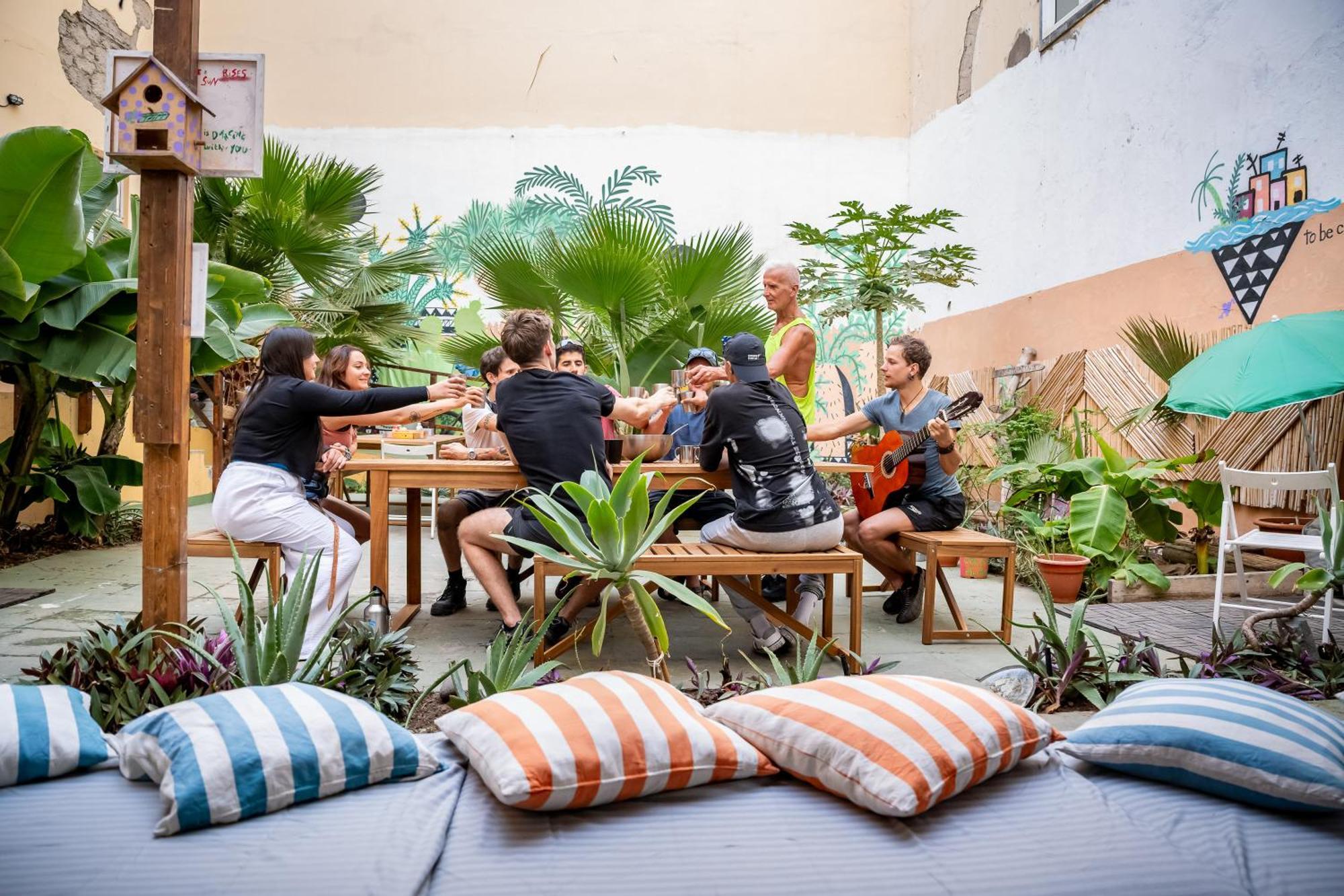 ラスパルマス・デ・グランカナリア Jungle Houseホステル エクステリア 写真